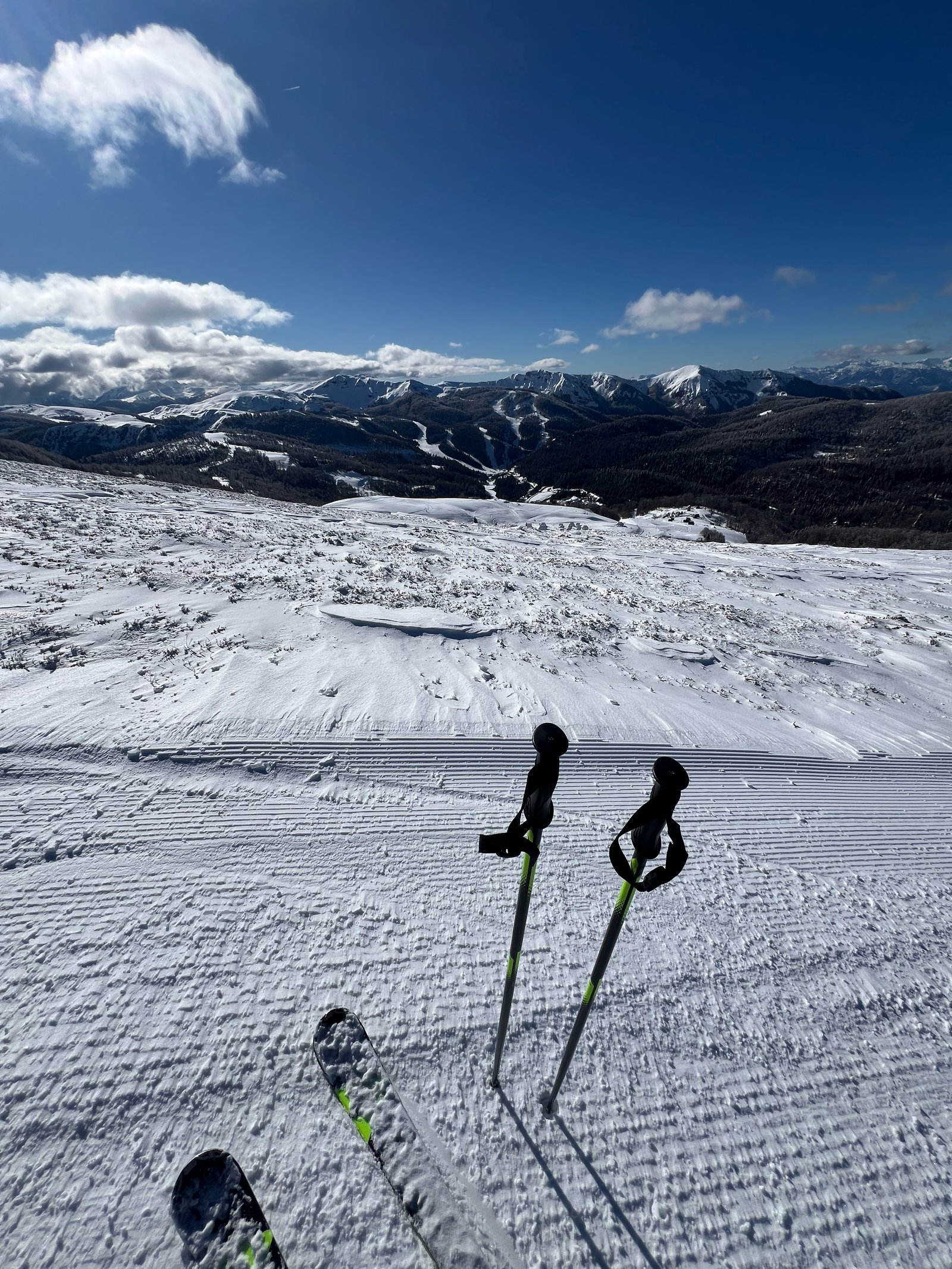 Zdrav duh u zdravom tijelu – birajmo kretanje, prirodu i aktivan život!“
Boravak na planini, čist vazduh i fizička aktivnost najbolji su saveznici našeg zdravlja.